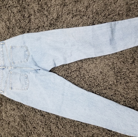 Jeans - Picture 2 of 3